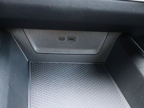 New 2026 Chevrolet Equinox LT w/ Convenience Package II image 13