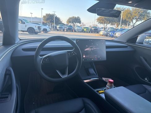 Used 2025 Tesla Model 3 Long Range image 6
