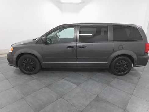 Used 2017 Dodge Grand Caravan SE w/ Power Window Group image 2