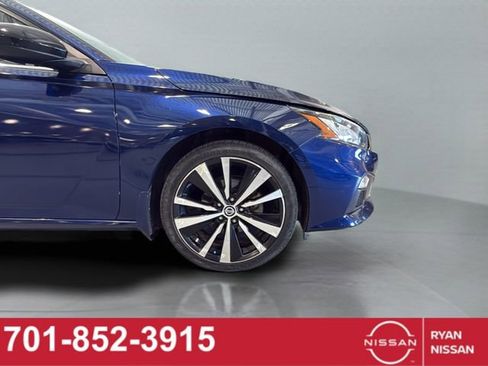 Certified 2019 Nissan Altima 2.5 SR AWD/4WD image 20