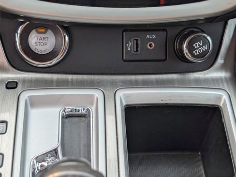 Used 2018 Nissan Murano SV AWD/4WD image 22