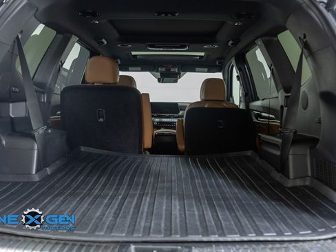 Used 2025 Kia Telluride SX X-Line AWD/4WD image 35