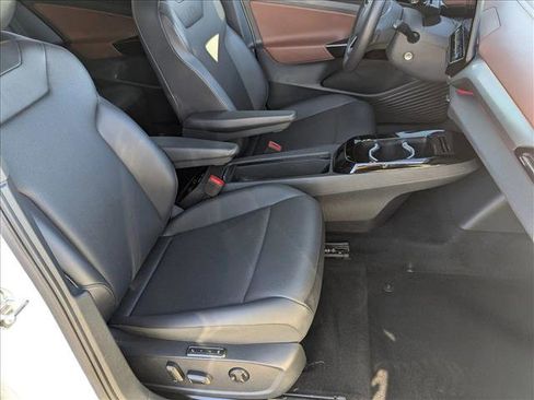 Used 2021 Volkswagen ID.4 Pro S w/ ID.4 Protection Package image 21