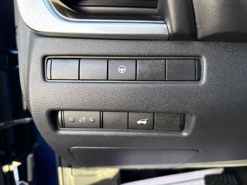 Certified 2021 Nissan Rogue SV w/ Premium Package image 23