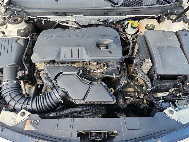 Used 2012 Buick Regal Leather FWD image 27