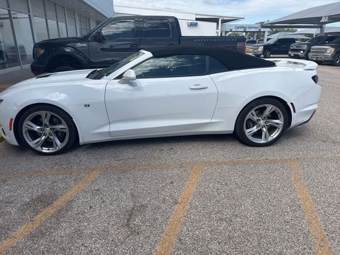Used 2021 Chevrolet Camaro SS RWD image 2