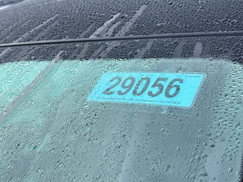 Used 2022 Mercedes-Benz E 350 Sedan image 3