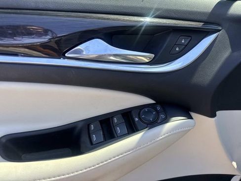 Used 2023 Buick Enclave Essence w/ Sport Touring Edition image 25