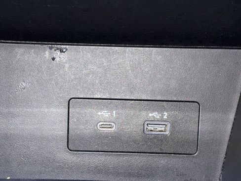 Used 2025 Nissan Pathfinder SV FWD image 22