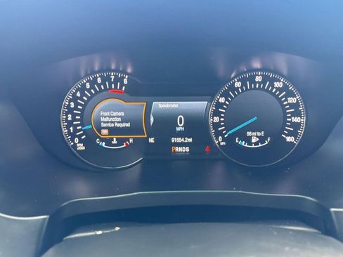 Used 2018 Ford Explorer Platinum image 18