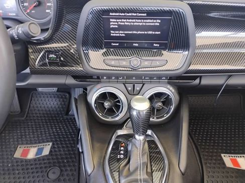 Used 2022 Chevrolet Camaro LT RWD image 16