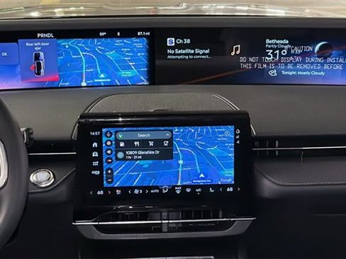 New 2026 Lincoln Nautilus Premier image 25