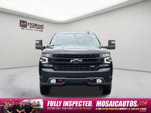 Used 2021 Chevrolet Silverado 1500 LT Trail Boss w/ Bed Protection Package AWD/4WD image 2
