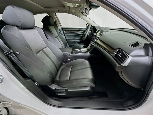 Certified 2021 Honda Accord EX image 6
