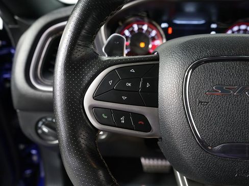 Used 2020 Dodge Challenger SRT Hellcat RWD image 40