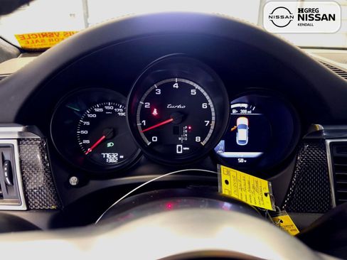 Used 2017 Porsche Macan Turbo image 15