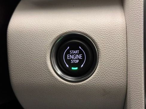 New 2026 GMC Acadia Denali w/ Super Cruise Package image 12