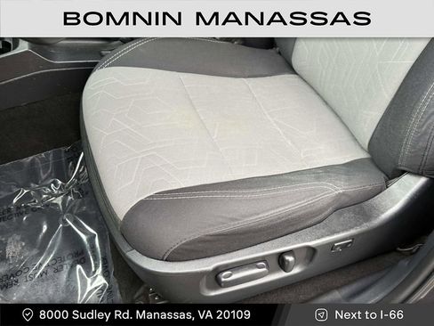 Used 2021 Toyota Tacoma TRD Off-Road image 17