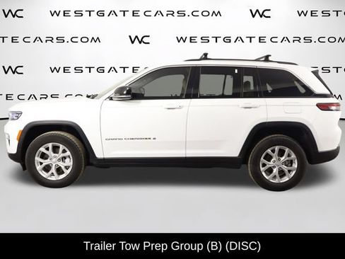 Used 2023 Jeep Grand Cherokee Limited w/ Trailer Tow Prep Group (B) AWD/4WD image 5