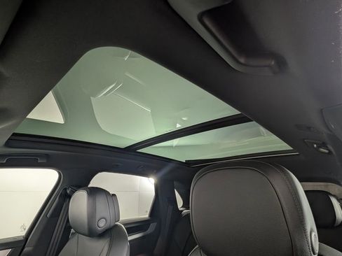 New 2026 Porsche Cayenne image 30