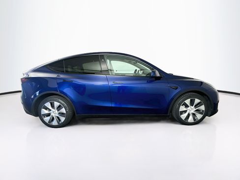Used 2023 Tesla Model Y Long Range AWD/4WD image 10