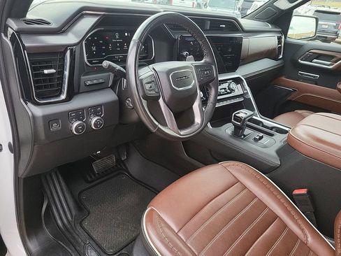 Certified 2023 GMC Sierra 1500 Denali Ultimate image 10