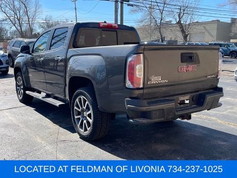 Used 2019 GMC Canyon Denali image 2