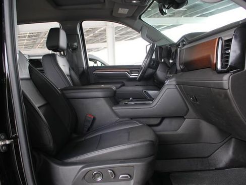 Used 2024 GMC Sierra 2500 Denali w/ Denali Reserve Package image 25