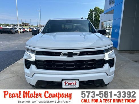 Used 2026 Chevrolet Silverado 1500 RST AWD/4WD image 2