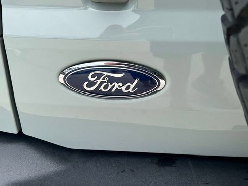 Used 2023 Ford Bronco Outer Banks AWD/4WD image 12