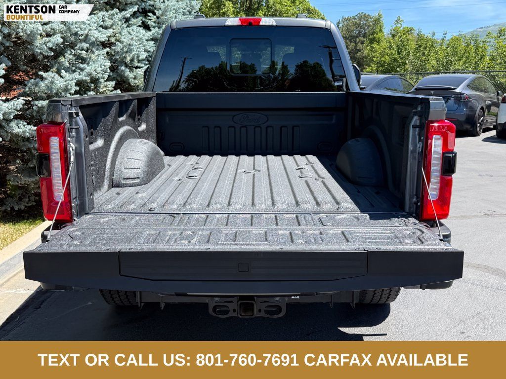 Used 2026 Ford F250 Lariat w/ Black Appearance Package AWD/4WD image 32