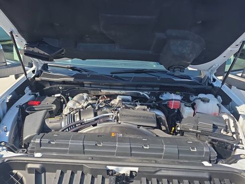 Used 2025 Chevrolet Silverado 2500 High Country w/ High Country Premium Package AWD/4WD image 32