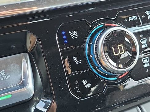 New 2025 GMC Sierra 2500 Denali w/ Denali Reserve Package image 39