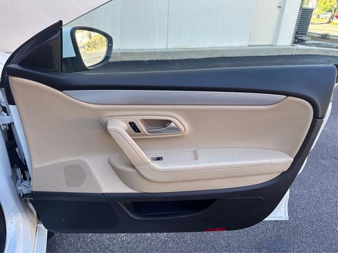 Used 2016 Volkswagen CC Sport image 20