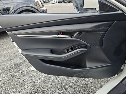 Used 2024 MAZDA MAZDA3 s image 7