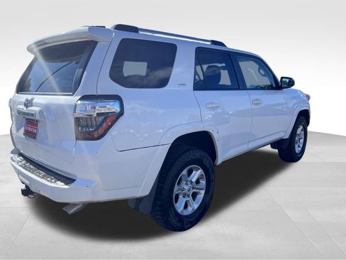 Used 2021 Toyota 4Runner SR5 image 3