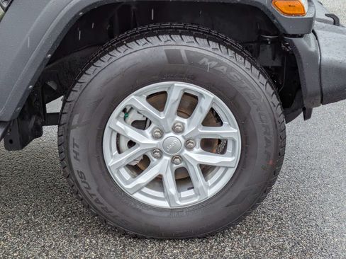 Used 2023 Jeep Wrangler Unlimited Sport AWD/4WD image 11
