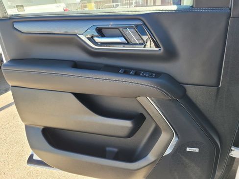 New 2026 GMC Yukon XL Elevation w/ Elevation Premium Package AWD/4WD image 27