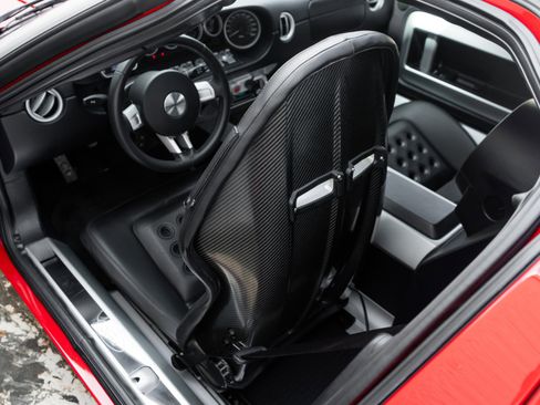 Used 2005 Ford GT RWD image 35