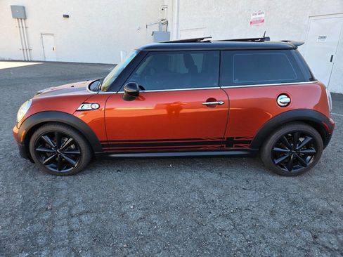 Used 2011 MINI Cooper S image 9