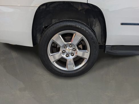 Used 2017 Chevrolet Tahoe LT RWD image 9