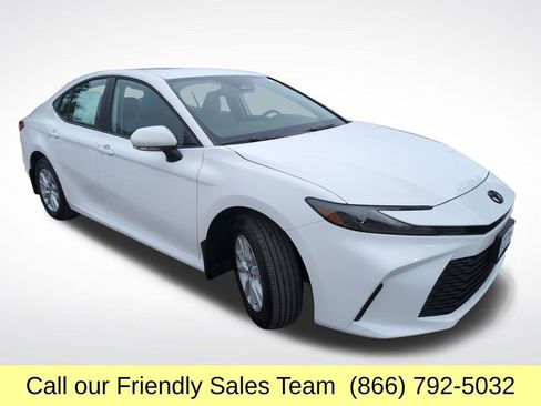 New 2026 Toyota Camry LE w/ Convenience Package image 9
