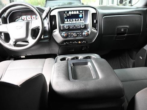 Used 2018 Chevrolet Silverado 1500 LT w/ All Star Edition AWD/4WD image 17