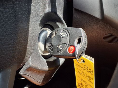 Used 2017 Ford Escape SE FWD image 11