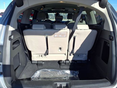 Certified 2025 Honda Odyssey Touring image 17