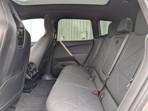 Used 2023 BMW iX xDrive50 AWD/4WD image 16