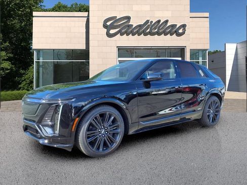 New 2026 Cadillac Lyriq V image 1