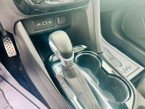 Used 2023 Buick Encore GX Select w/ Sport Touring Package image 25