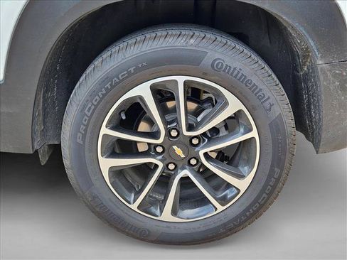 Used 2025 Chevrolet TrailBlazer LT AWD/4WD image 22