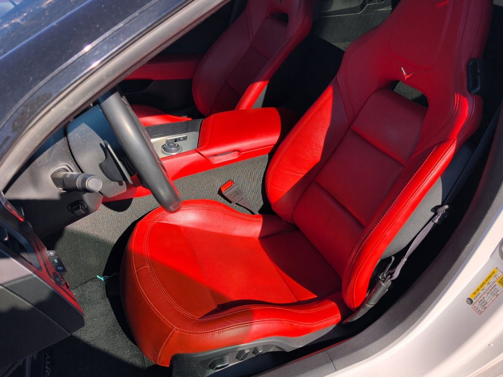 Used 2016 Chevrolet Corvette Stingray Coupe w/ 2LT Preferred Equipment Group RWD image 10